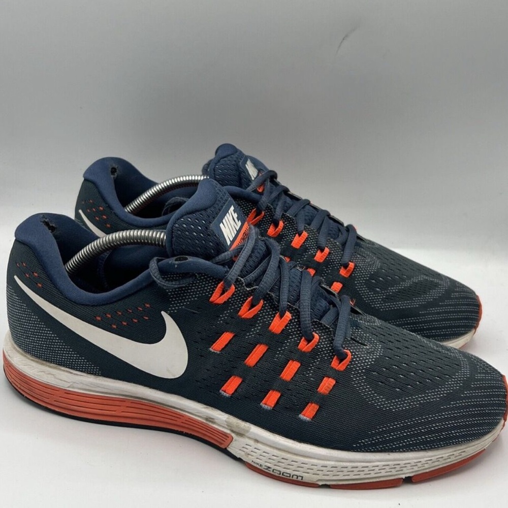 Nike Zoom Vomero never wear

Size 12 mens

MAKE AN OFFER